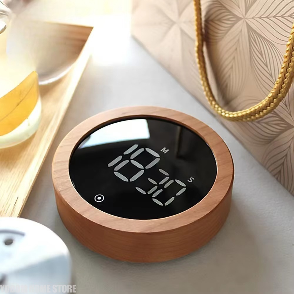LED Electronic Rotating Wood G - Electronics And Gadgets With A recension och pris